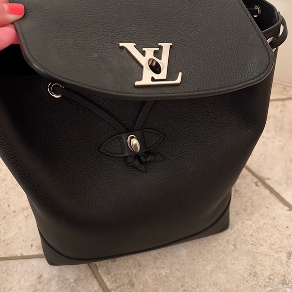 Louis Vuitton Backpack - Picture 3 of 4